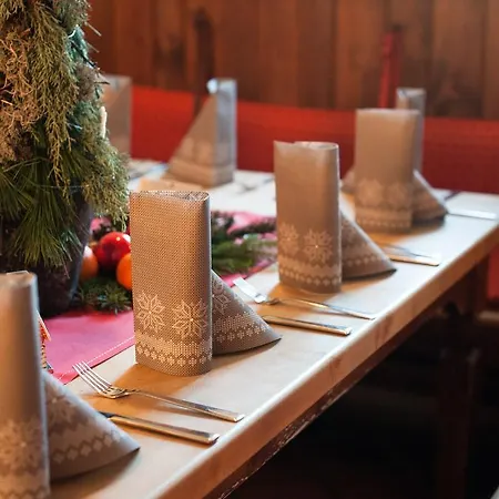 Matsch - Plauens Aelteste Gastwirtschaft 3*